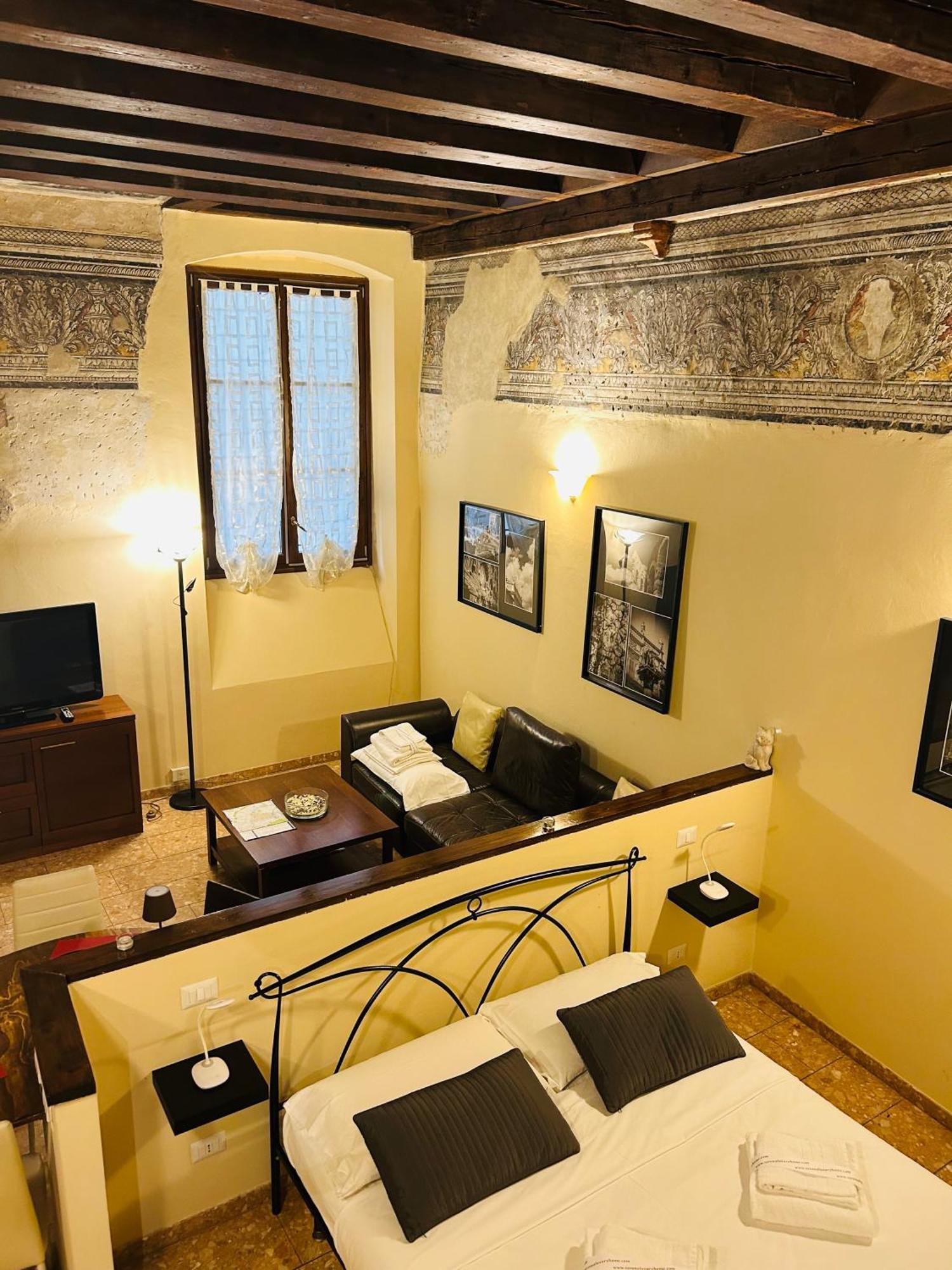 Palazzo Duomo Lägenhet Verona Exteriör bild