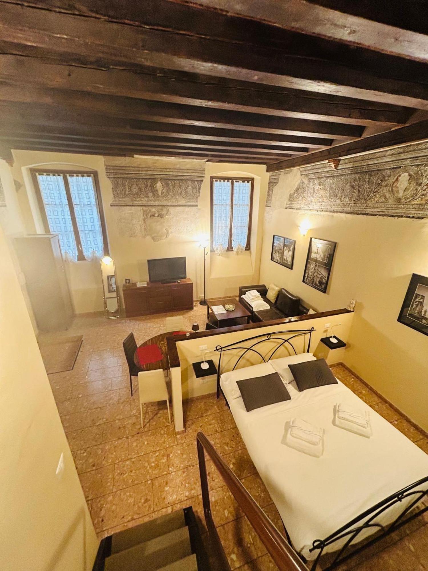 Palazzo Duomo Lägenhet Verona Exteriör bild